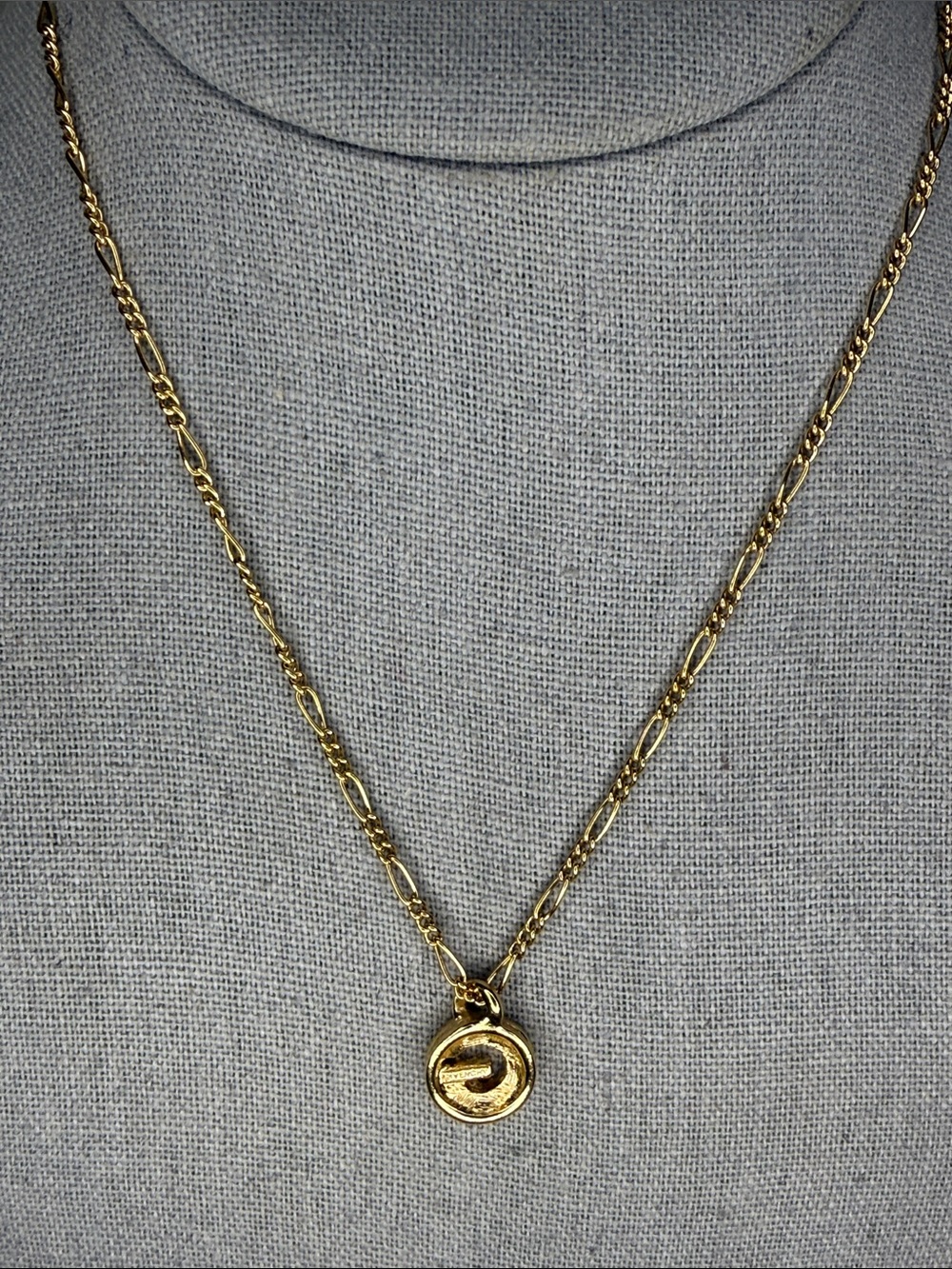 Givenchy G Logo Rhinestone Gold Tone Pendant Necklace Vintage 16" - Picture 4 of 6